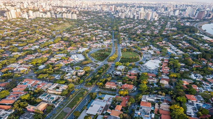 Negócios e Comércio em Alto de Pinheiros